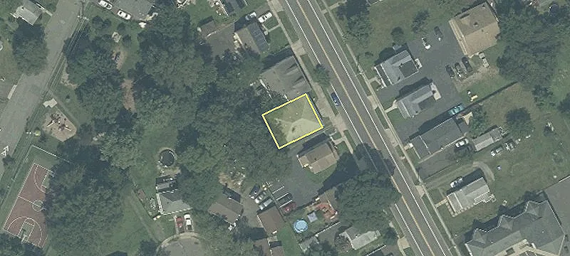 120 Main St