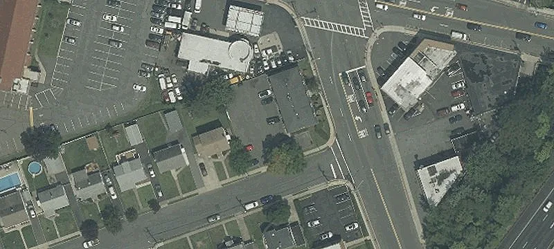 550 Mola Blvd