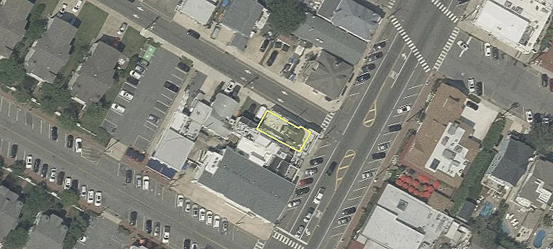 110 Bay Ave