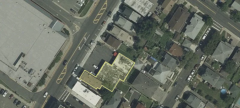 446 Anderson Ave
