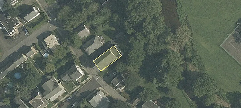 37 Carpenter St