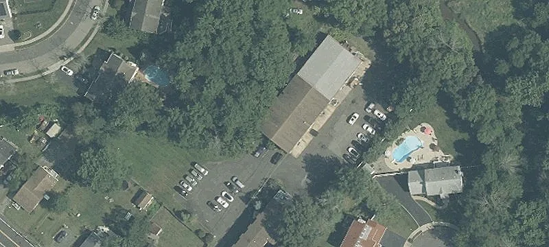 14 Wood Ave