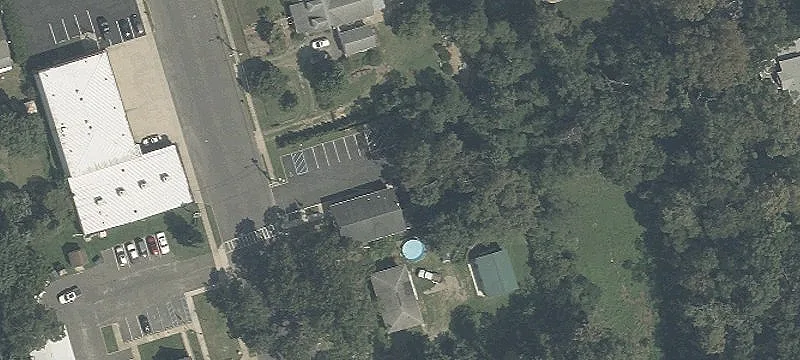 107 Broad St