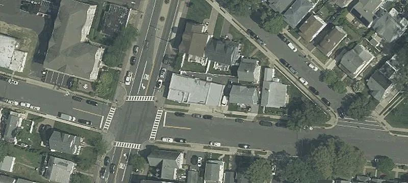 700 Main St