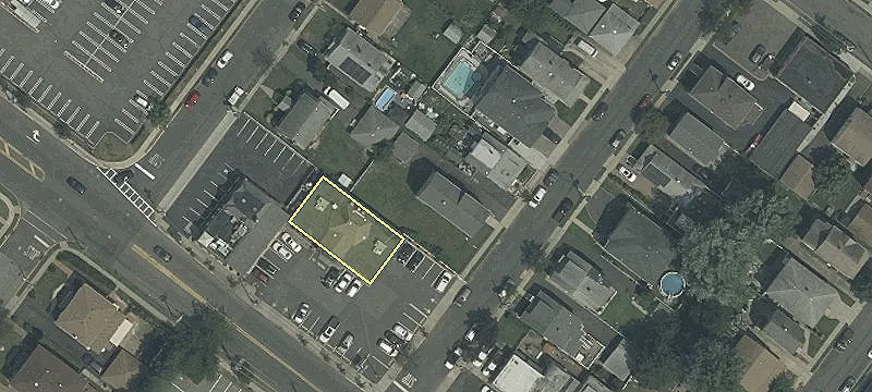 11 Morrissee Ave