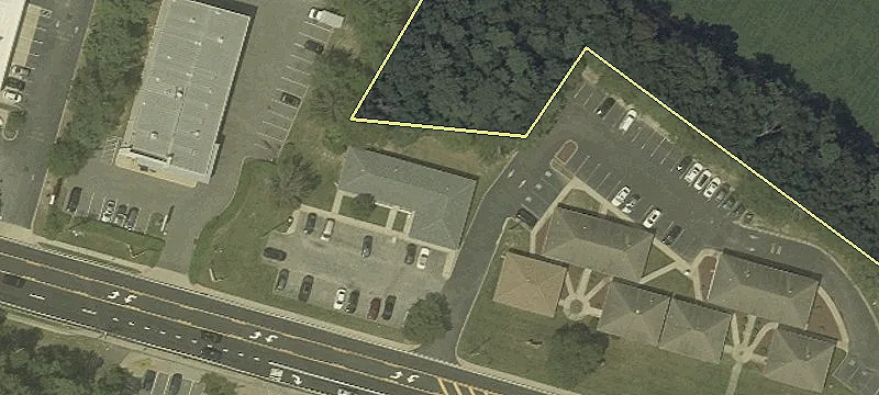 850 Bay Ave