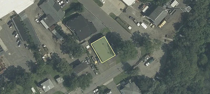 11 Greenwood Ave