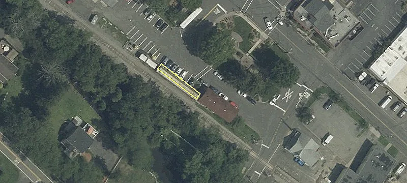 211 Greenwood Ave