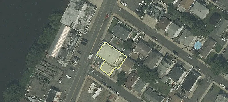 290 Riv Rd