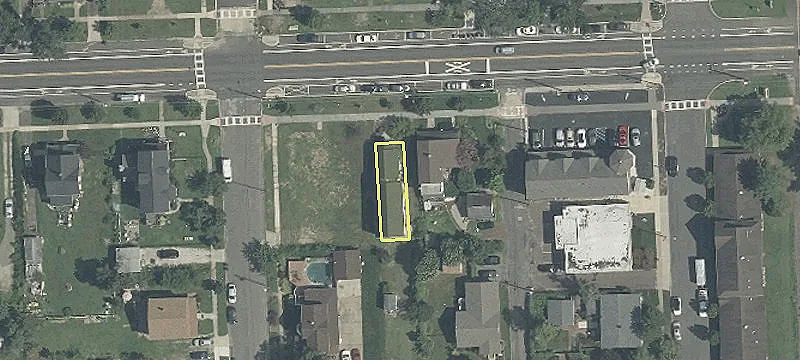 8 Mantua Ave