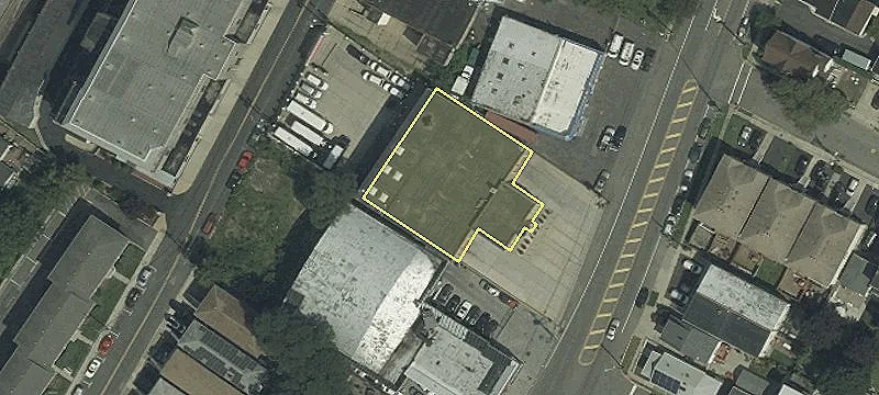 15 Bergen Blvd