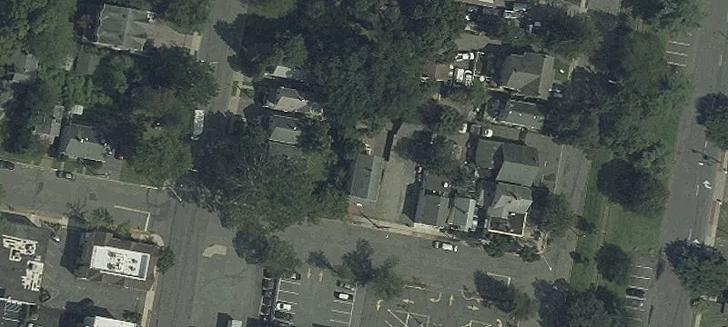 15 Chestnut St