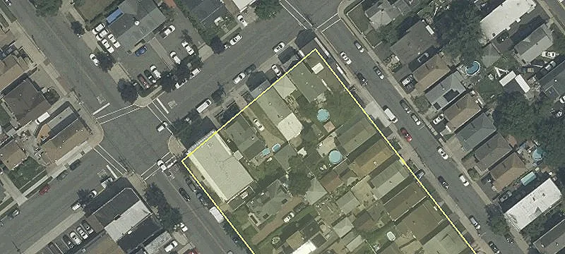 60 Un Blvd