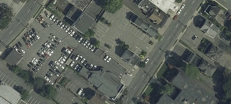 82 Grand Ave