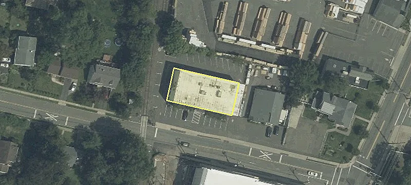 12 Lincoln Blvd