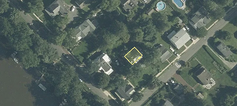 108 Riv Dr