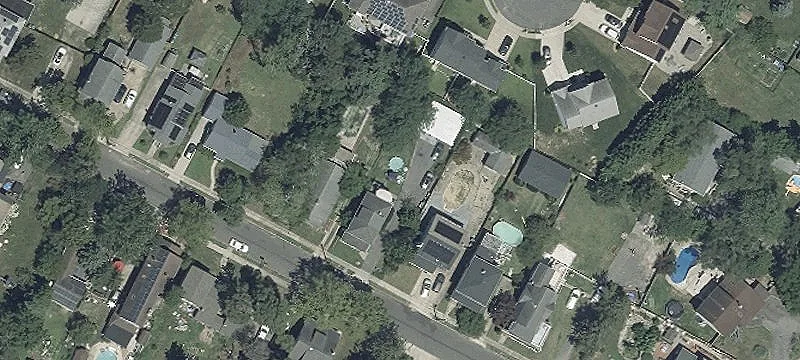 25 Northfield Ave