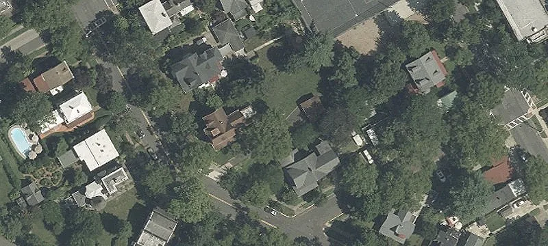 405 Main St