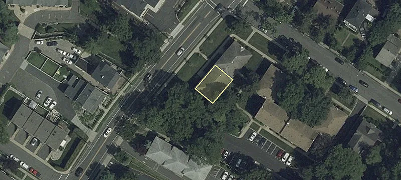 439 Grand Ave, Unit 2D