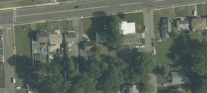 691 Inman Ave