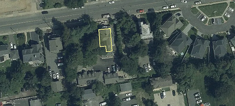 168 Chelsea Ave