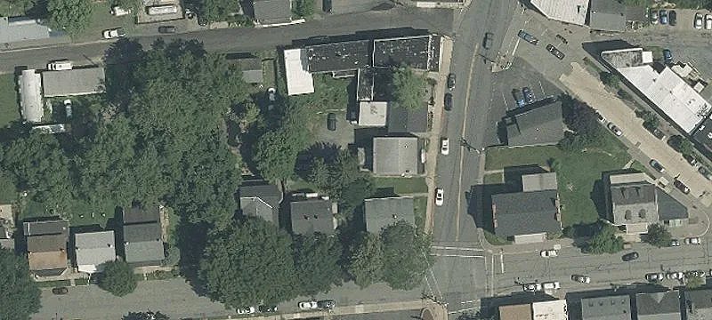 16 Greenwich St