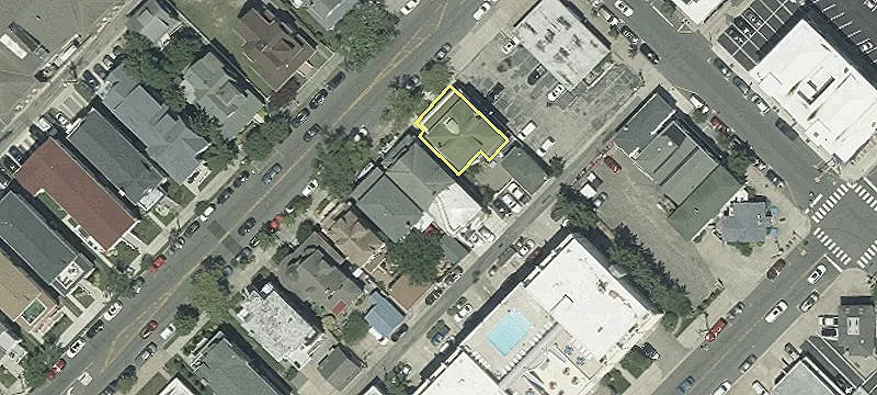 811 Wesley Ave