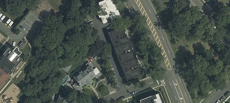 844 Bloomfield Ave