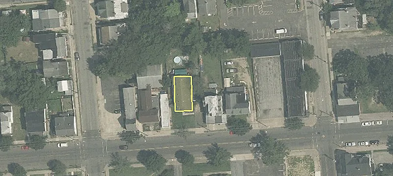 14 Broad St