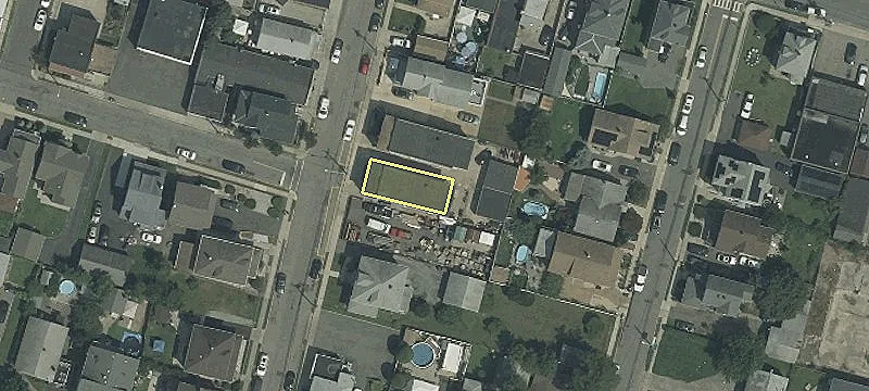 148 Main St