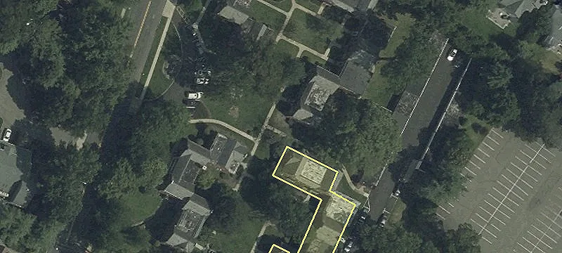 30 Engle St