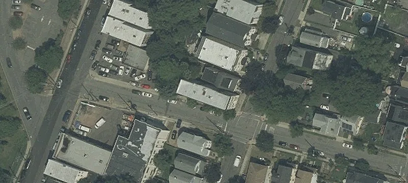 25 Cross St
