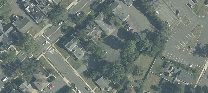 84 Main St