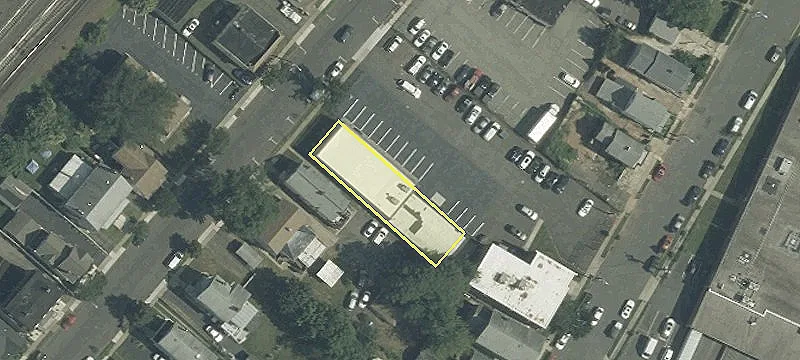 1305 Fulton St