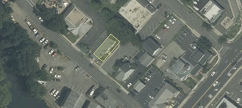 22 Paterson Ave