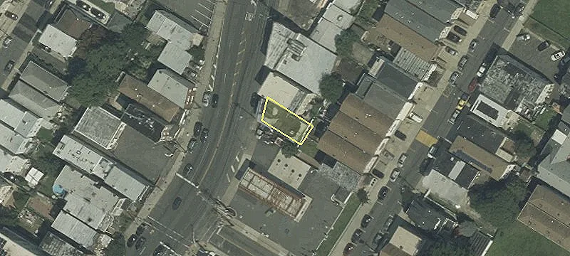 6808 Kennedy W Blvd