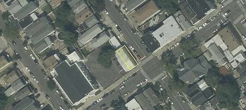 40 3rd St