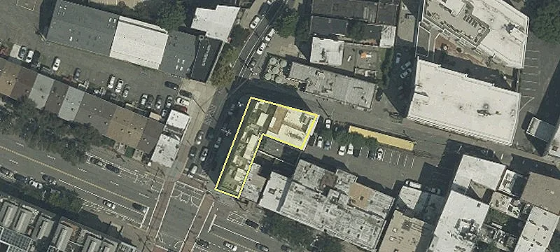 39 Maxwell St