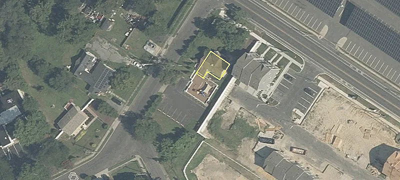 102 Berlin Rd