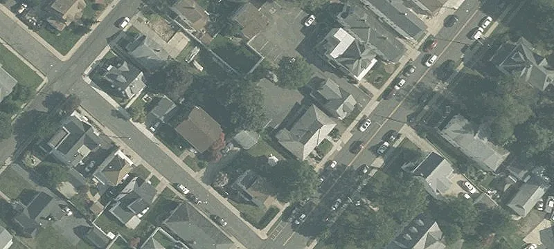 135 Main St