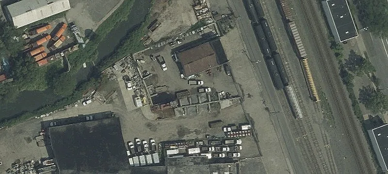 18 Industrial Ave