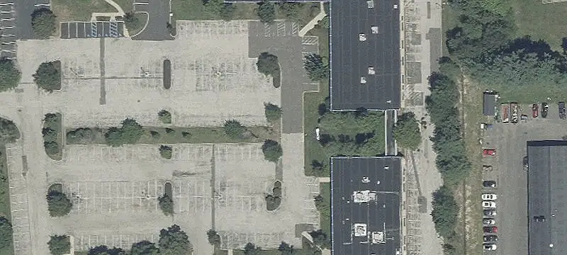402 Lippincott Dr