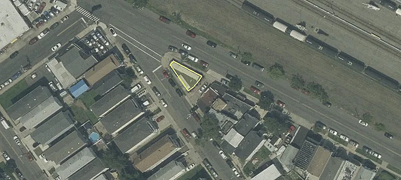 Pt 1304th Magnolia Ave Ave