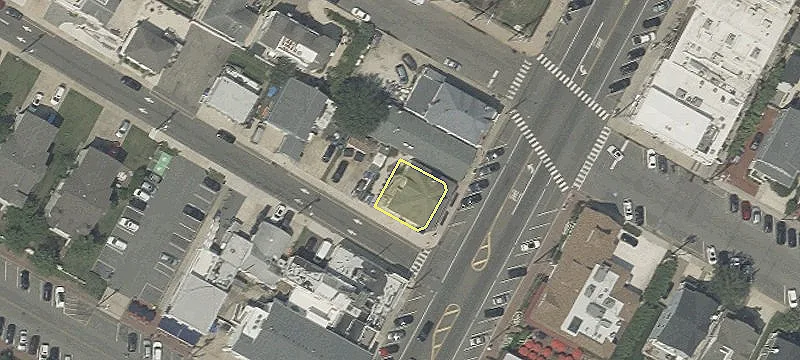 118 Bay Ave
