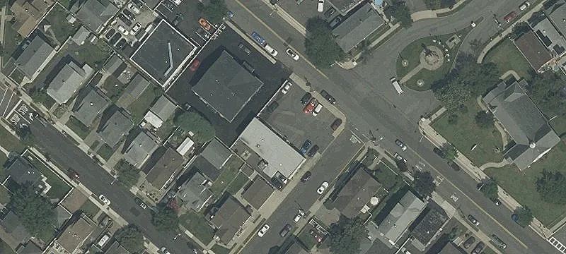 946 Paterson Ave