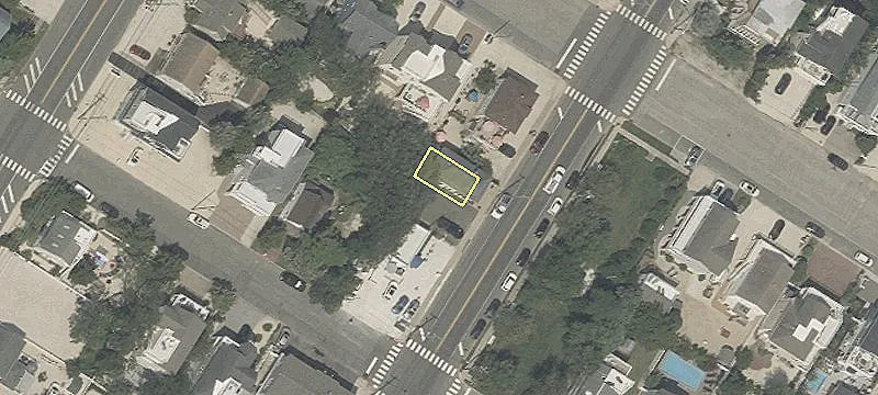 1111 Long Bch Blvd