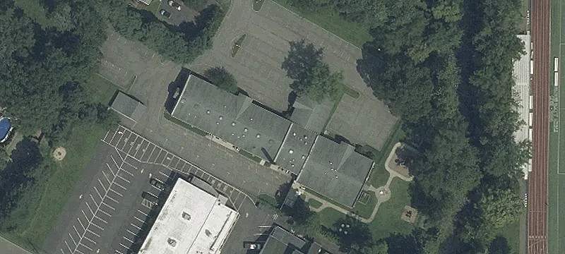 24 Wampum Rd