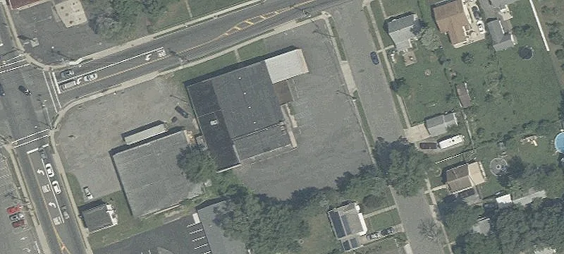 210 New E St