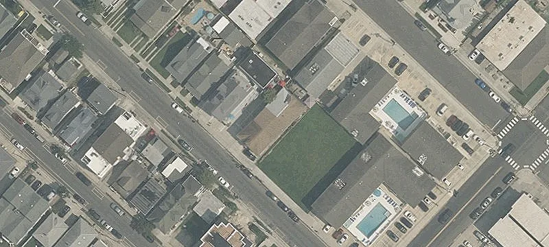 219 26th Ave