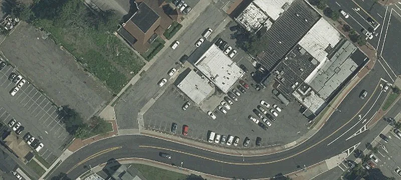22 Sanford St